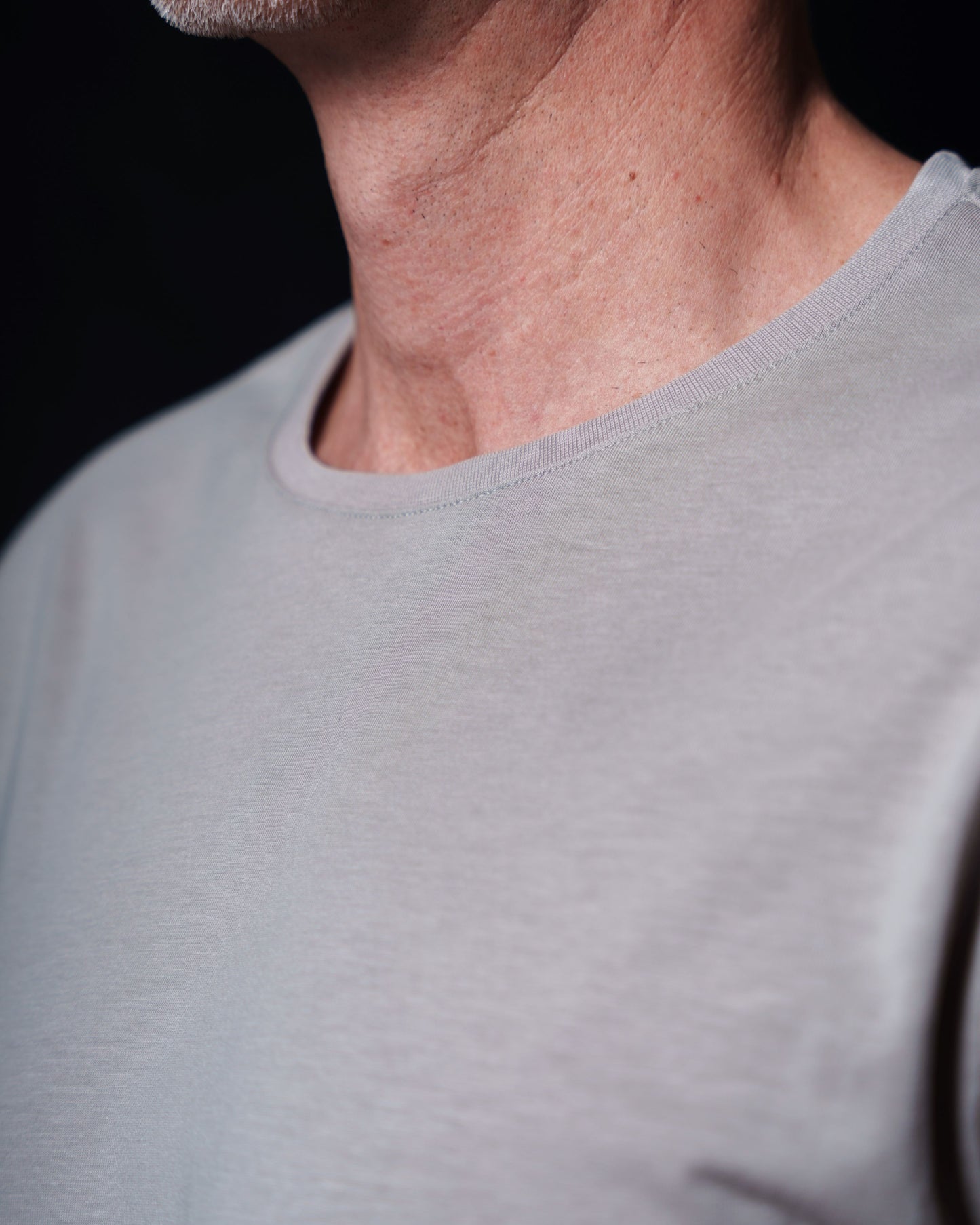 Classic Series Greige- Tencel Mix graues T-Shirt
