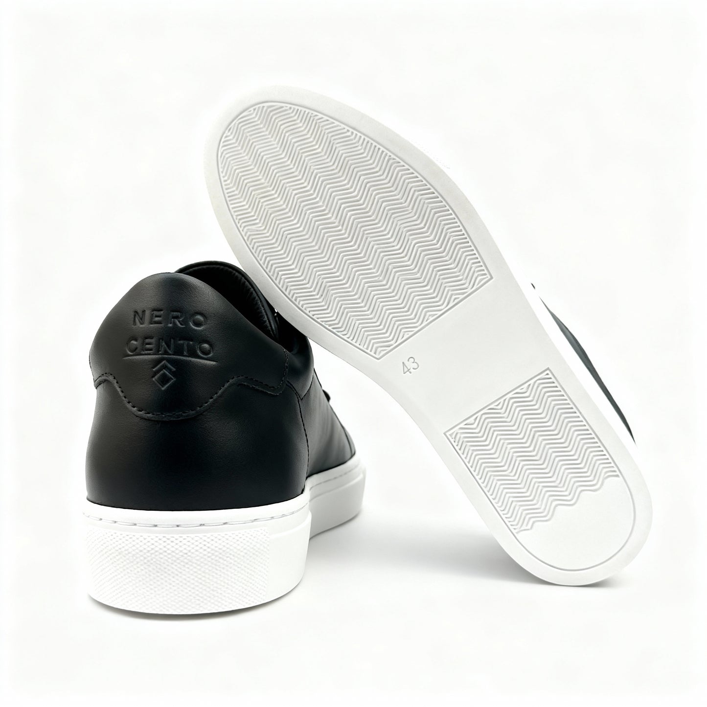 Puro Nero- schwarzer Leder Sneaker